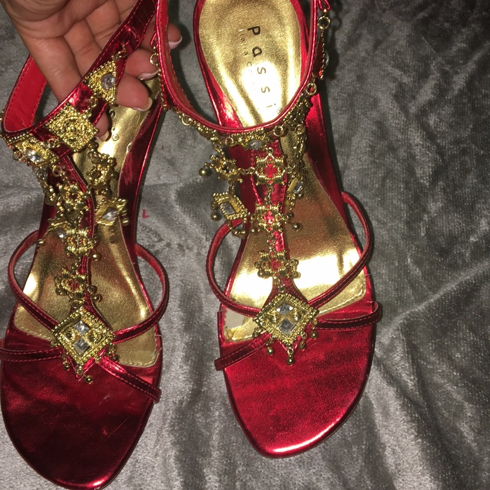 Jeweled sandal heel